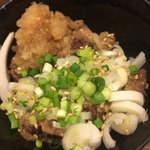 備長炭火焼ひかり鶏 - 鶏皮ポン酢