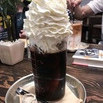 青山文庫 - 満足のホイップ。アイスコーヒー