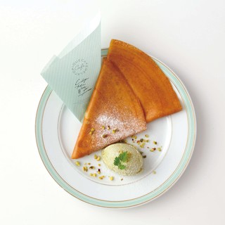 エシレ村産バターをたっぷり使用したコクのあるフレンチクレープ