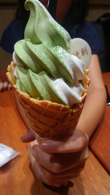 有名な、「辻利抹茶ソフト」頂き～』by がばちゃん : 辻利 清水