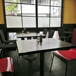 レストラン GLORY - 店内①