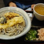 佐佳枝亭 - 天おろしそば８８０円の大盛り＋２３０円