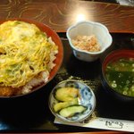 佐佳枝亭 - 上カツ丼９１０円の大盛り＋１２０円