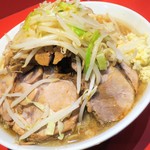 ラーメン二郎 - ラーメン小＋野菜ニンニク