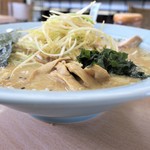 ラーメンショップ - ネギみそラーメン（中）