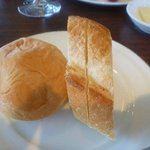 BLOSSO - パン。スーパーのパンのような。2011/08