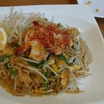 タイ料理ピン・タイ - 