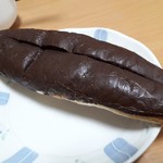 カンテボーレ - 料理写真:チョコホイップロール(108円)