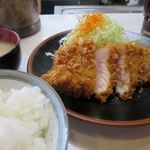 まるやま食堂 - まるとくロースかつ定食