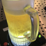 パークサイドカフェ - トルネードビール！底からビールが湧き出てきます(o^^o)