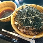 なぜ蕎麦にラー油を入れるのか。 - 