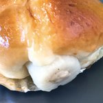 どんぐり - 【2018年07月】名物のちくわパン、ツナサラダが詰まったちくわが入ってます。