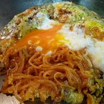 Tamuchan - 唐麺に大量のチーズに温泉玉子　最高の組み合わせです