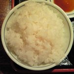 鼎 - <'11/8/10撮影>かれい煮魚定食 1000円 のご飯(お替り自由)