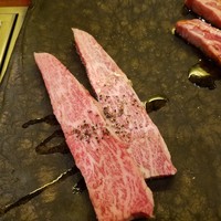 焼肉家 KAZU 神楽坂 - アントニオカルビ　塩