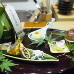 御幸町 田がわ - 緑が美しい八寸