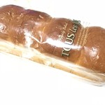 89932381 - Butter Cream Bread