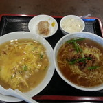 Taiyouen - 天津飯ミニ台湾ラーメン　950円