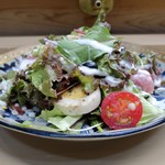 家庭料理 小川 - 野菜・サラミサラダ