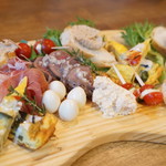 ゴードバル - 前菜盛りだけでも感動
