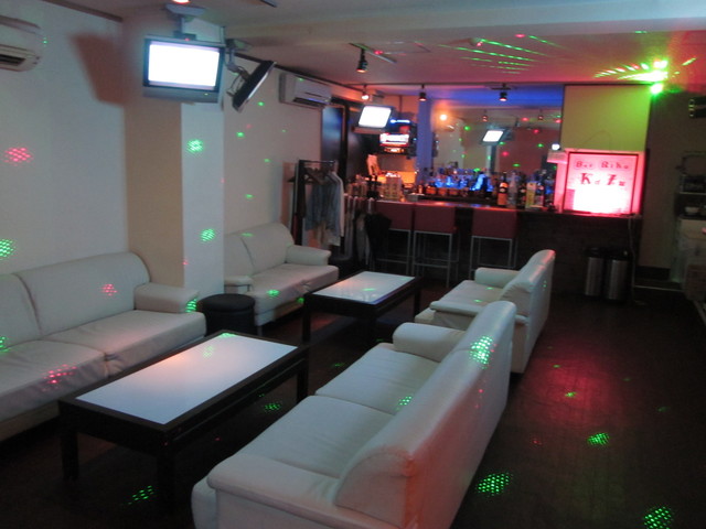 atHome bar Riku photo 2