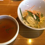 キッチンカフェ　ユリシス - ランチセットのサラダとスープ