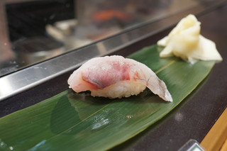 立食い寿司 根室花まる - かんぱち