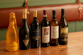 ANTICA OSTERIA DAL SPELLO - イタリアワインは30種以上。お好みのワインもきっと見つかるハズ
