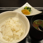 杢の抄 - 香の物二種、赤出汁