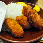 和食バル 音音 - 広島県産牡蠣フライごはん