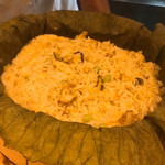 一碗水 - さざえ、大貝、白貝、干し貝柱、蓮の葉蒸し