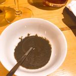 一碗水 - このサザエの肝ソースをかけるとまた絶品！