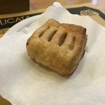 Bar La Licata - 【ミニアップルパイ】（0.7€？）