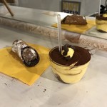 Two Sizes - 料理写真:ローマで本場のスイーツ。