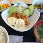 カフェ ピカソ - 料理写真:日替わり定食500円