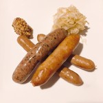 Restaurant 日水土 - ソーセージの盛り合わせ