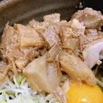 麺屋   亀城 - 刻みチャーシューをアップ