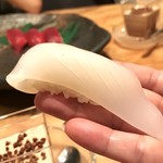 ROKU KANDA - イカ、綺麗に飾り包丁を入れ、まーったり。