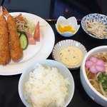 Udon Chaya Yume Zammai - エビフライ定食