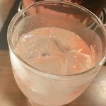 炭火焼肉 ぐら - 生のピンクグレープフルーツが使われていて、可愛い♡