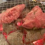 炭火焼肉 ぐら - 備長炭の上でじっくり焼きます！！