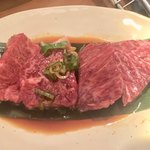 炭火焼肉 ぐら - こちらも大人気「牛ぐらカルビ」♫