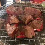 炭火焼肉 ぐら - ジュージューしましょう！！