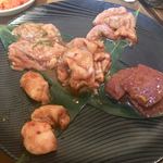 炭火焼肉 ぐら - 「本日のおすすめ ホルモン５点盛り」です！
