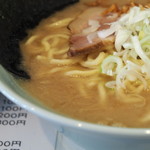 横浜家系ラーメン みさきや - チャーシュー半球