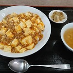中華 神龍 - 麻婆丼　650円
