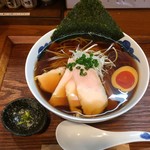 麺屋 猪一 - 鶏そば（黒）