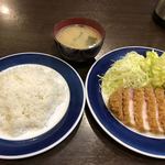 とんかつ 旭軒 - ロースカツ定食