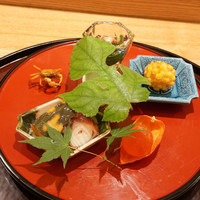 日本料理 太月 - 八寸：つるむらさきのお浸し、南京（南瓜）たこ煮物、べっこう卵、とうもろこしの揚げ物、沢蟹
