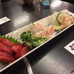 海鮮料理 吾作どん  - H.30.6.17.夜 お造り 本まぐろ 680円・活〆鯛 580円・ホタテ貝柱 680円